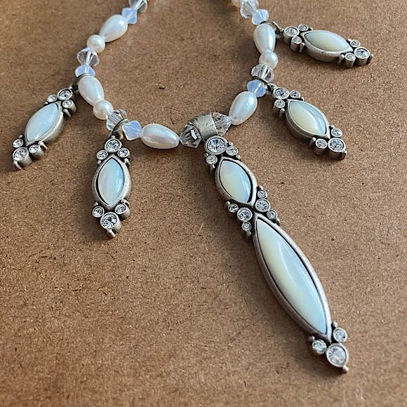 MYKA Statement Necklace - Picture 7 of 9